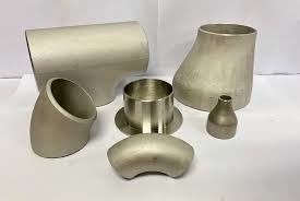 Dependable Reducing Tee for Versatile Usage 0.5 Lbs